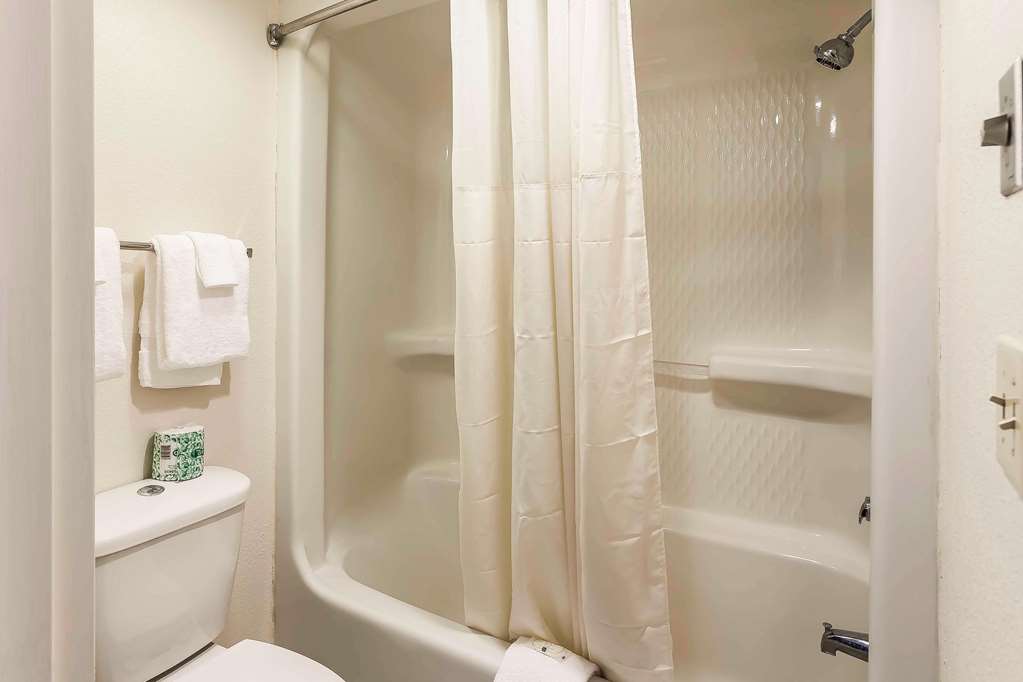 Quality Inn South Boston Danville East - photo 19