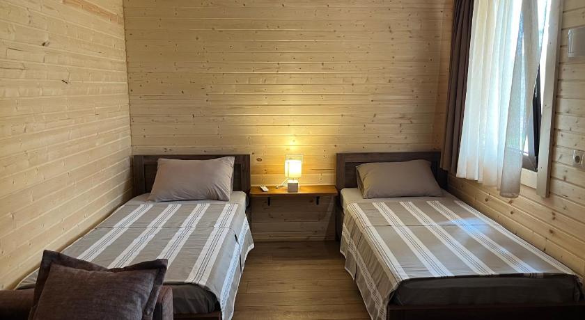 Finca Idoize Camping Hotel