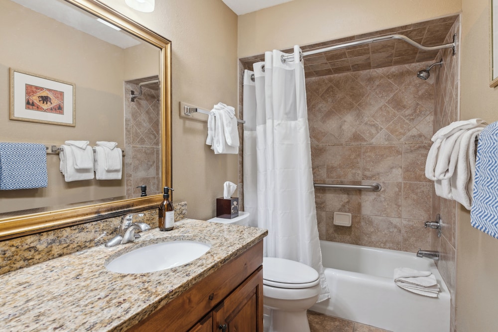 Eagle Point Resort - photo 33