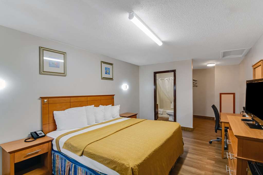Americas Best Value Inn Torrington CT - photo 7