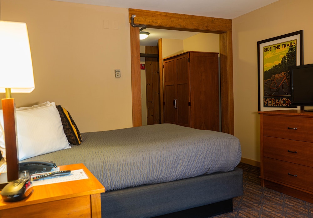 The Black Bear Lodge at Stratton Mountain Resort - photo 11
