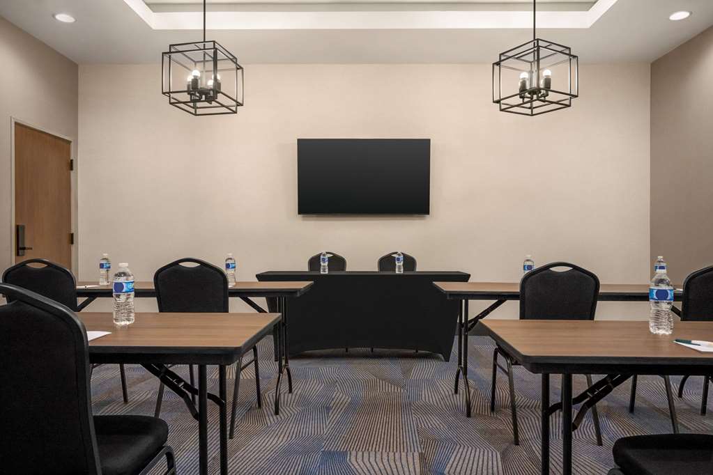 Hawthorn Extended Stay by Wyndham Del Rio - photo 49