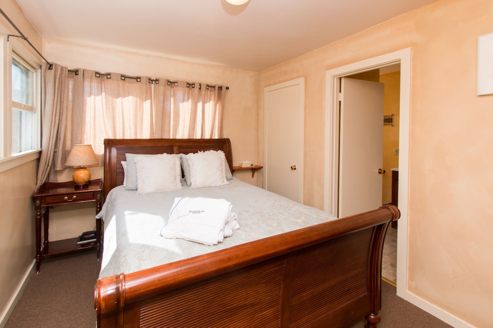 Sweetwater Inn and Spa - photo 40