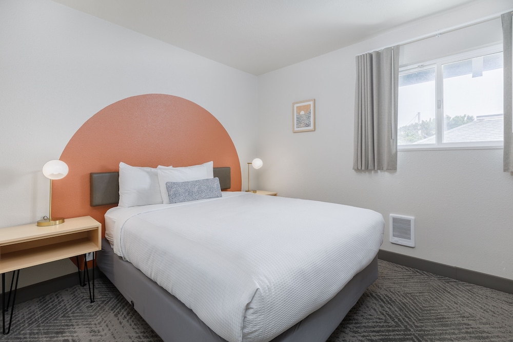 Surfland Hotel - photo 13
