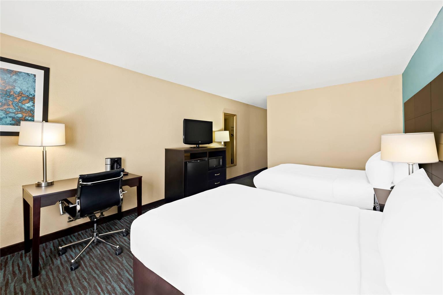 Quality Inn Dayton Airport - photo 15