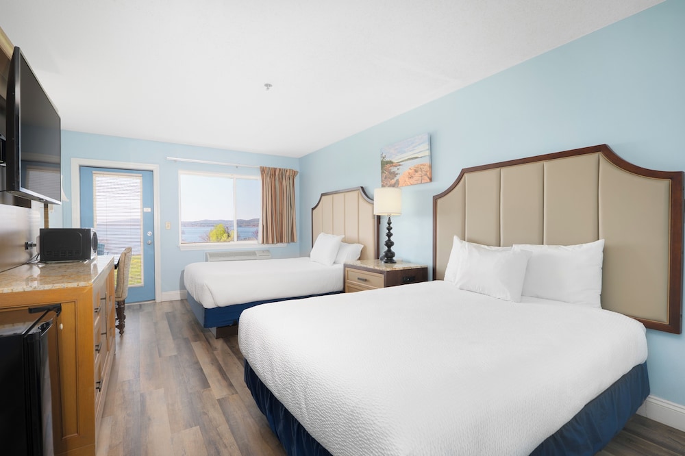 Fireside Inn & Suites Belfast - photo 12