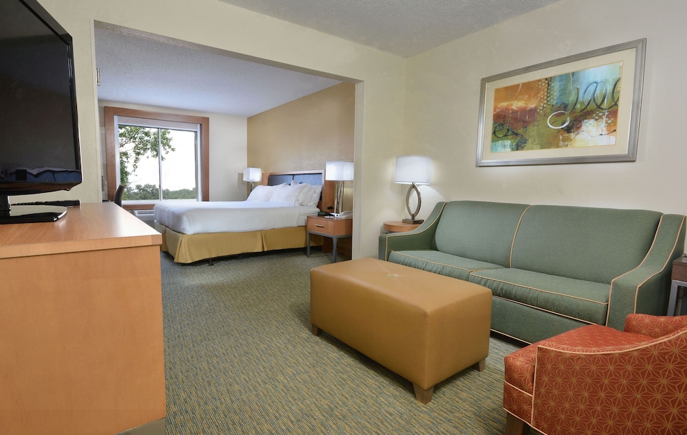 Holiday Inn Express Hotel & Suites High Point South an IHG Hotel - photo 5