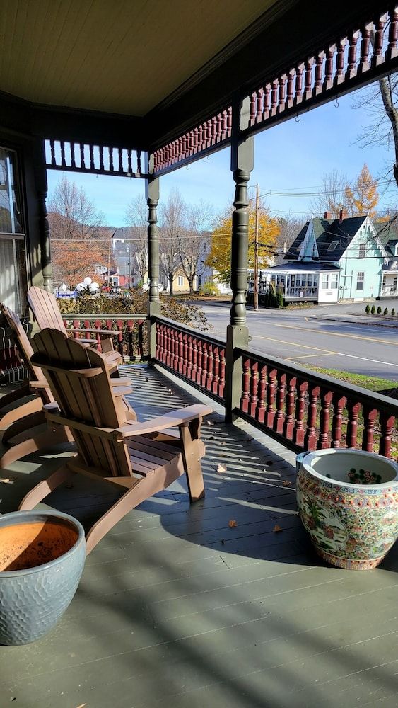 The Elizabeth Inn and Restaurant - photo 2