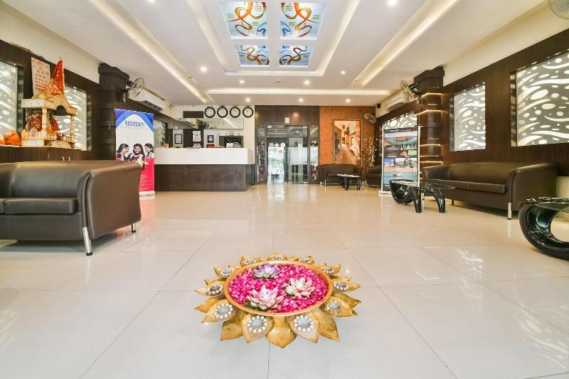 Hotel Flowers Inn in Kota, India