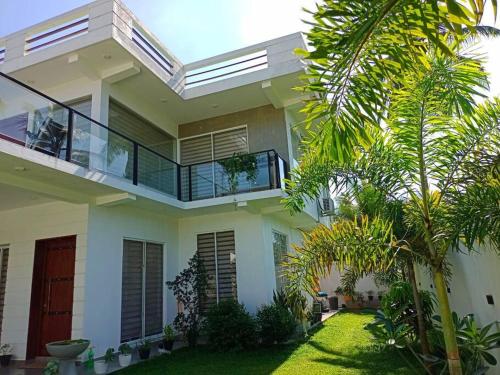 Kurulu Villa Hikkaduwa — 4-Star Luxury Hotel in Hikkaduwa, Sri Lanka