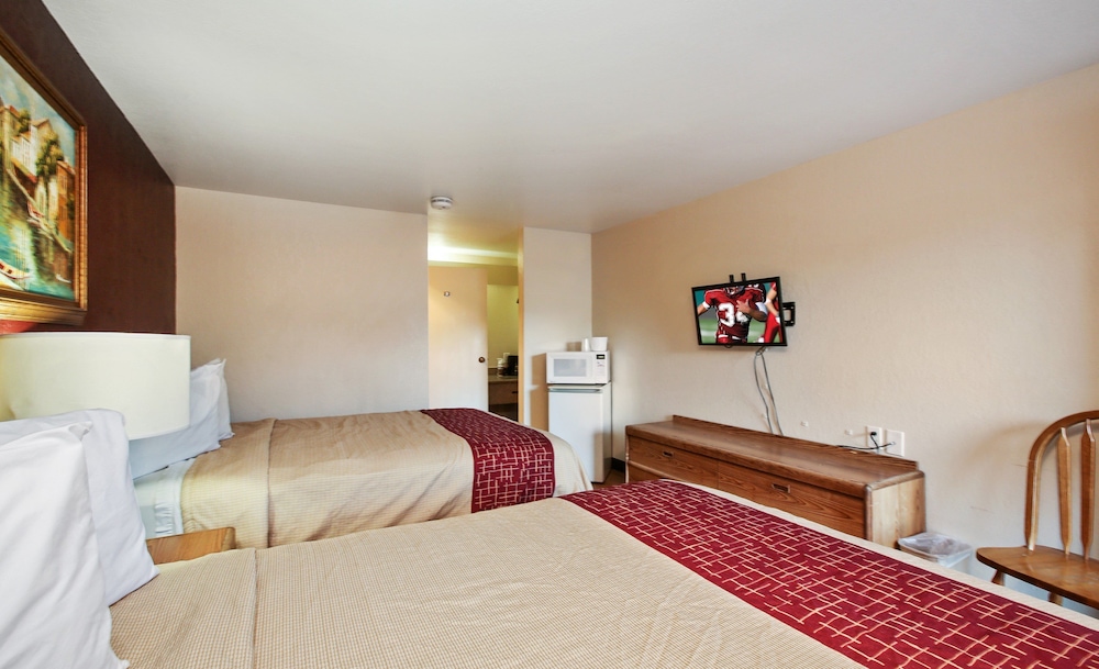 Red Roof Inn Lompoc - photo 10
