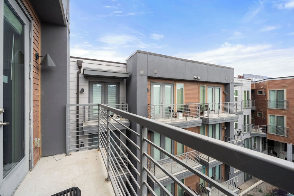 Placemakr Downtown Austin - photo 183