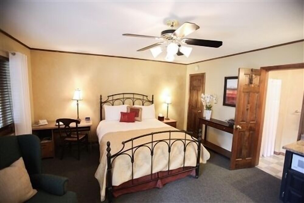 The Mount Vernon Inn - photo 10