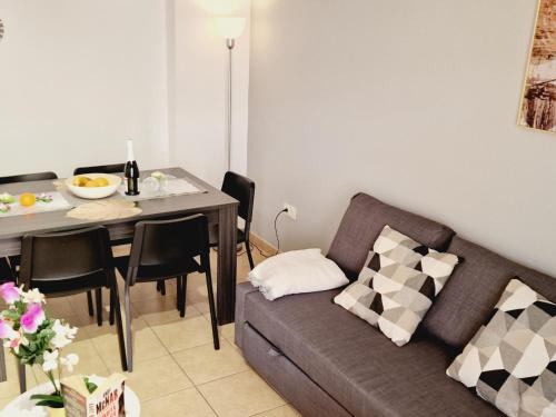 Precious 3 bedroom Oasis de Fanabe Wifi Free — 4-Star Luxury Hotel in Adeje, Spain
