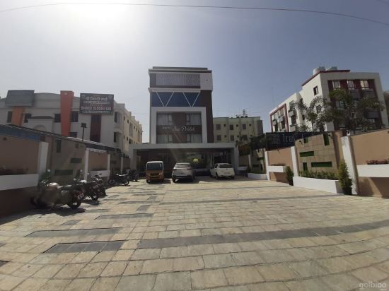 Hotel Bhakti Park Inn in Ahmadnagar, India