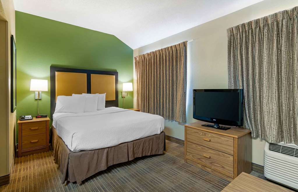 Extended Stay America Suites Kansas City Airport Tiffany Spr - photo 22