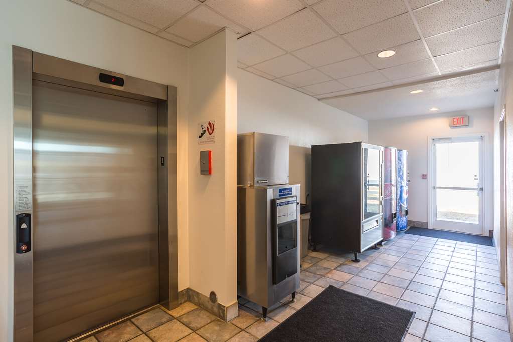 Motel 6 Dale IN - photo 36