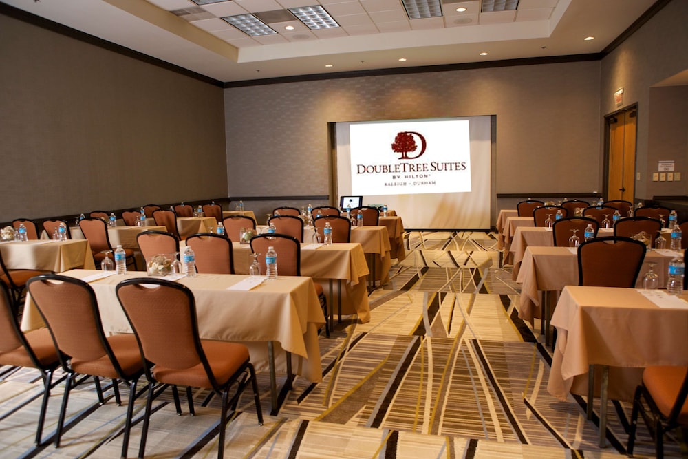 DoubleTree Suites by Hilton Raleigh Durham - photo 38