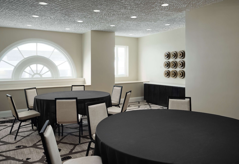 Hotel Flor Tampa Downtown Tapestry Collection by Hilton - photo 49