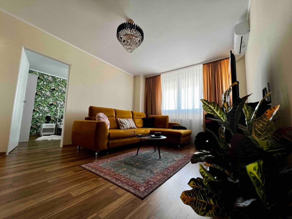 Jungle Home Gara de Nord — 4-Star Luxury Hotel in Bucharest, Romania