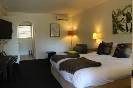 Cedar Creek Lodges — Tamborine Mountain