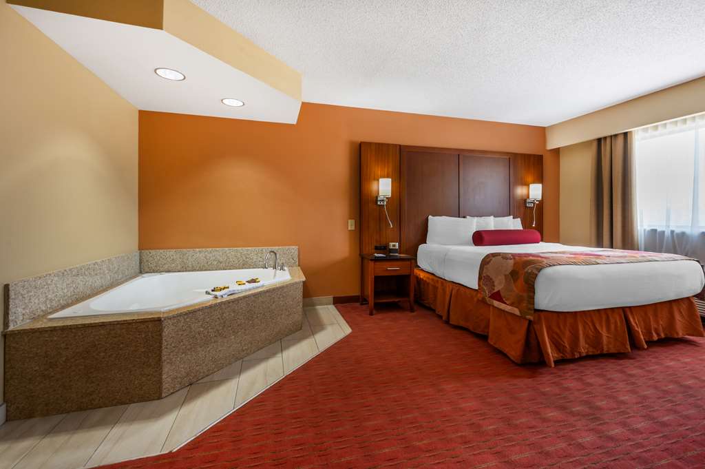 Best Western Plus Georgetown Corporate Center Hotel - photo 15