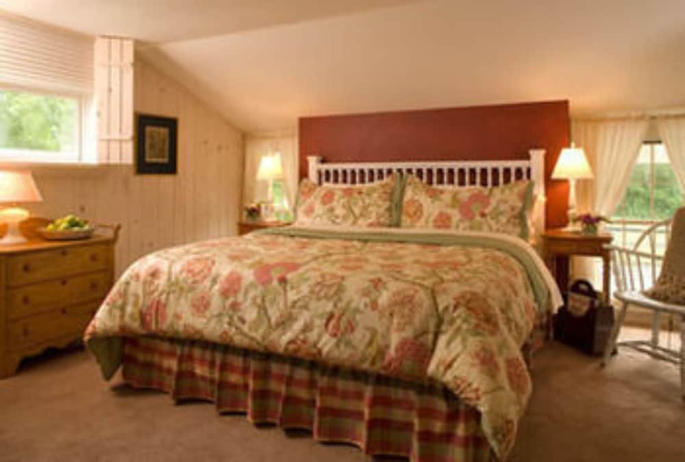 Deerhill Inn - photo 24