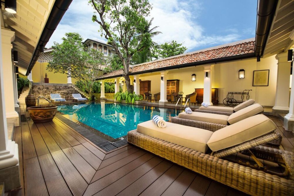 D Pavilion Inn - carbon neutral hotel in Colombo