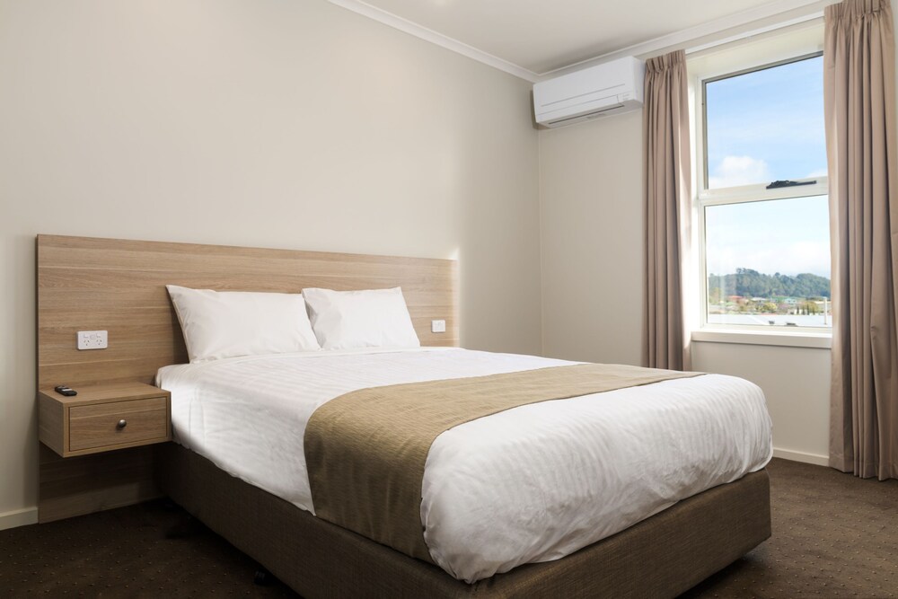 Somerset Hotel - carbon neutral hotel in Somerset