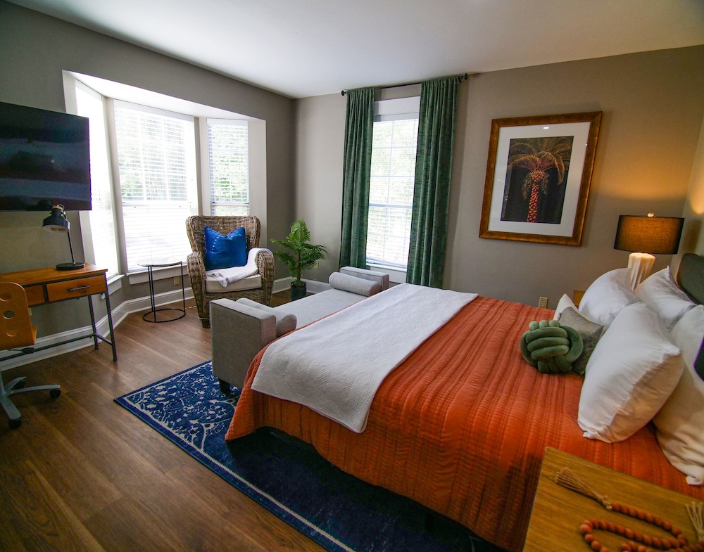 The Capitol Inn Tallahassee - photo 10