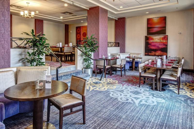Courtyard by Marriott Kansas City Country Club Plaza - photo 47