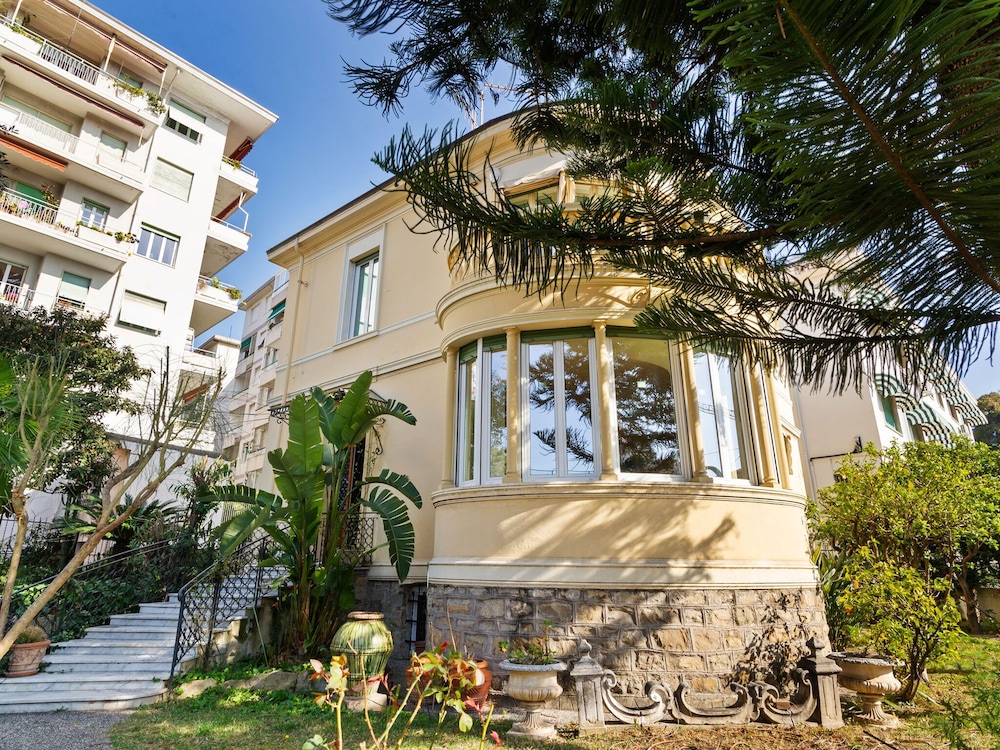 Villa Vale — 4-Star Luxury Hotel in San Remo, Italy