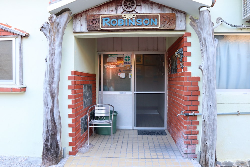 Minshuku Robinson - last minute hotel in Okinawa