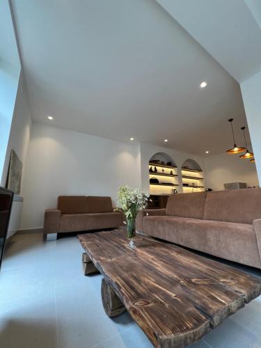 Dilijan Mountain View 3 bedroom house — 4-Star Luxury Hotel in Dilijan, Armenia