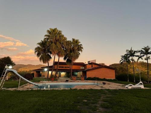 Chácara Recanto dos Ipês — hotel in Espirito Santo Do Pinhal