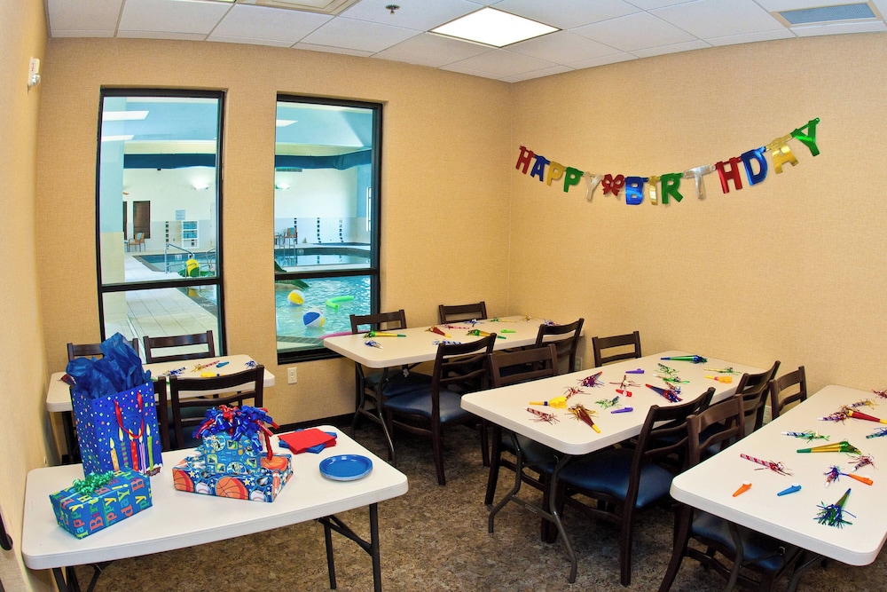Courtyard by Marriott Fargo Moorhead MN - photo 27