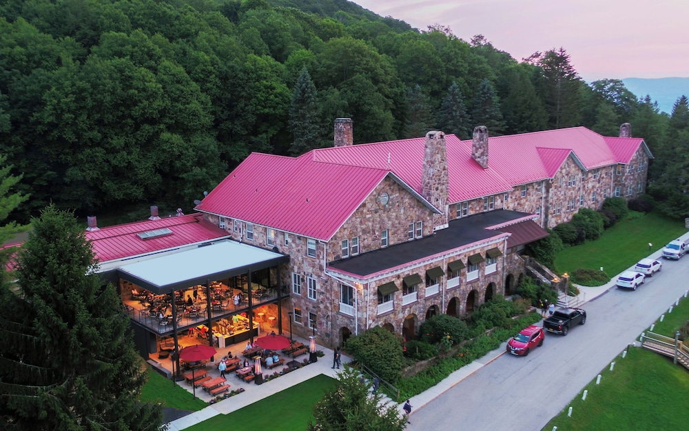 Mountain Lake Lodge - featured photo