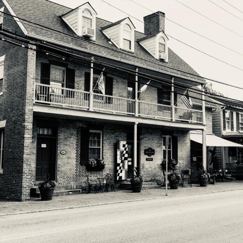 Old Brick Inn - photo 6