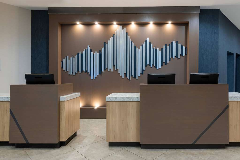 Sonesta Hotel Grand Rapids Airport - photo 5