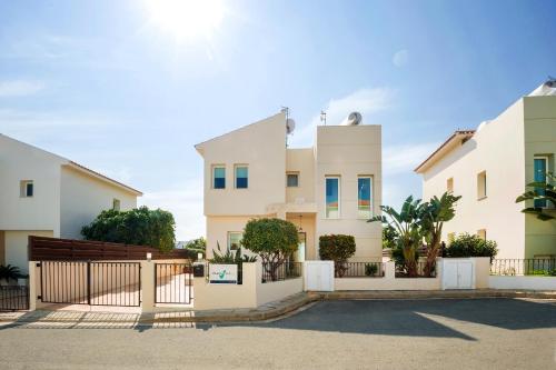 Villa Yanina