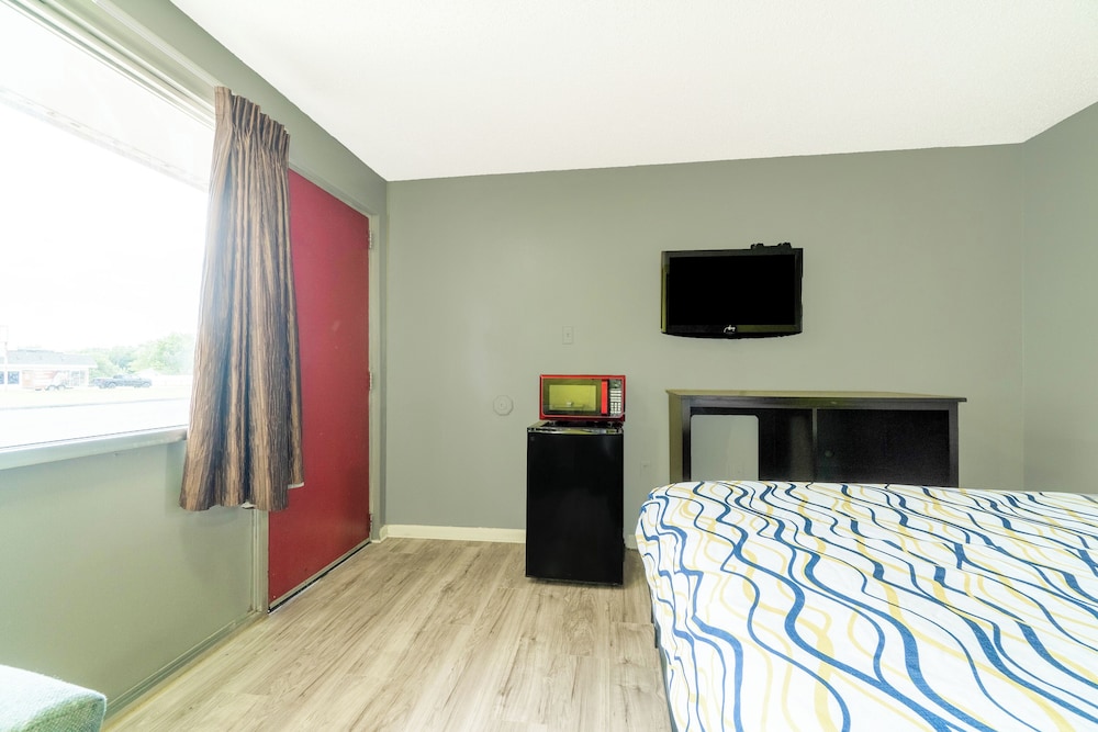 Lamplighter Inn By OYO Independence - photo 24
