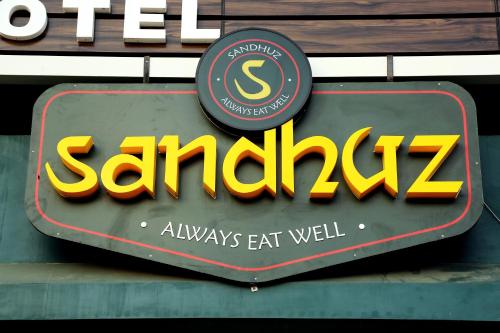 Hotel Sandhuz Residency