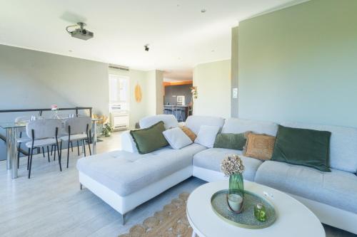 Duplex de Bandol Plages Et Port a Pied in Bandol, France