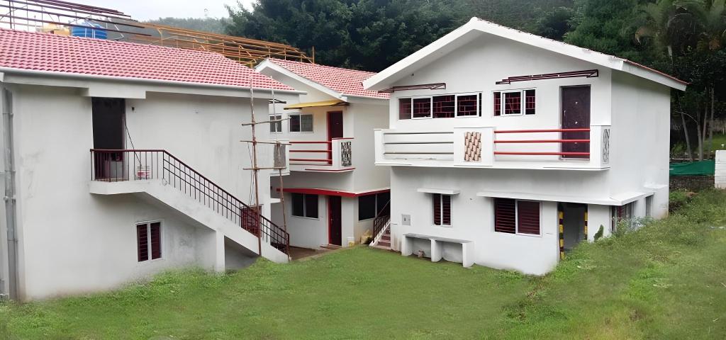 Hotel Five Laurels in Salem, India