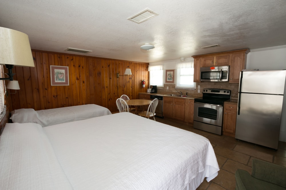 Outer Banks Motel - photo 60
