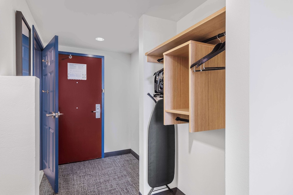 Spark by Hilton Charlotte Tyvola I 77 - photo 18