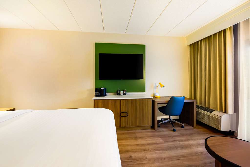 Sonesta Select Philadelphia Airport - photo 17