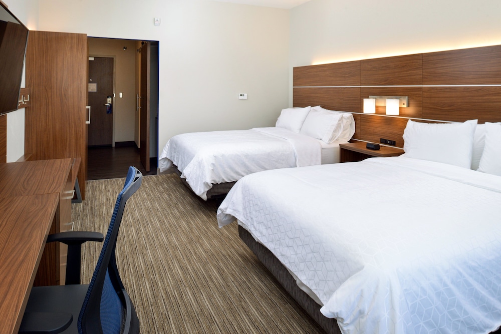 Holiday Inn Express & Suites Elko by IHG - photo 14