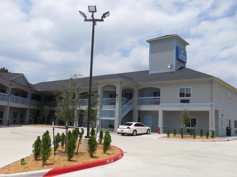 Haven Inn & Suites Willowbrook - photo 39