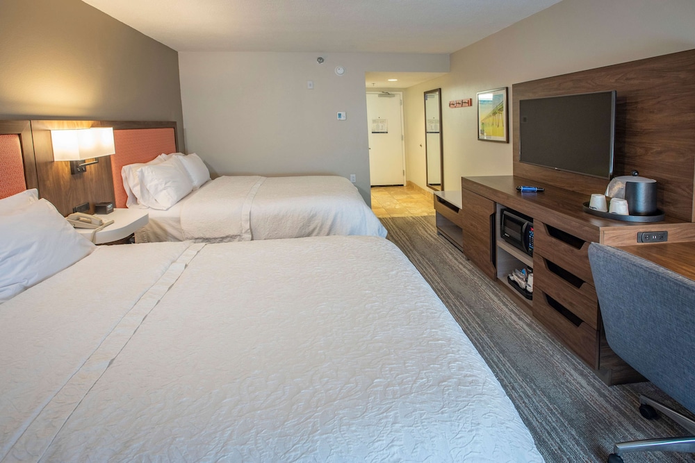 Hampton Inn Pensacola Airport - photo 35